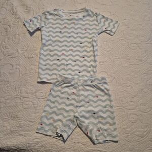 Primary boys size 6 shortie pajama set, blue waves with multi colored fish VGUC